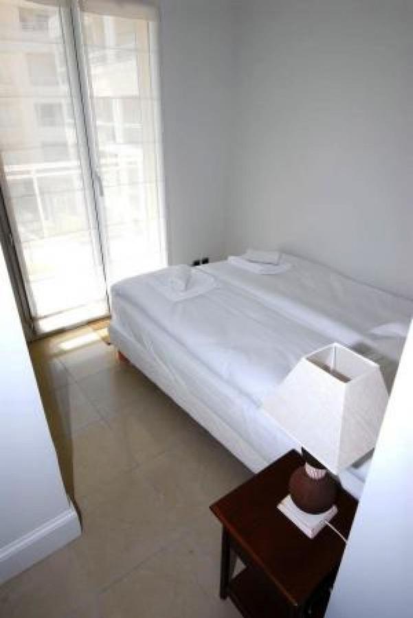 Stunning 2 Bed On The Seafront Of In A High Class Secure Building With Swimming Pool 463 * Cannes